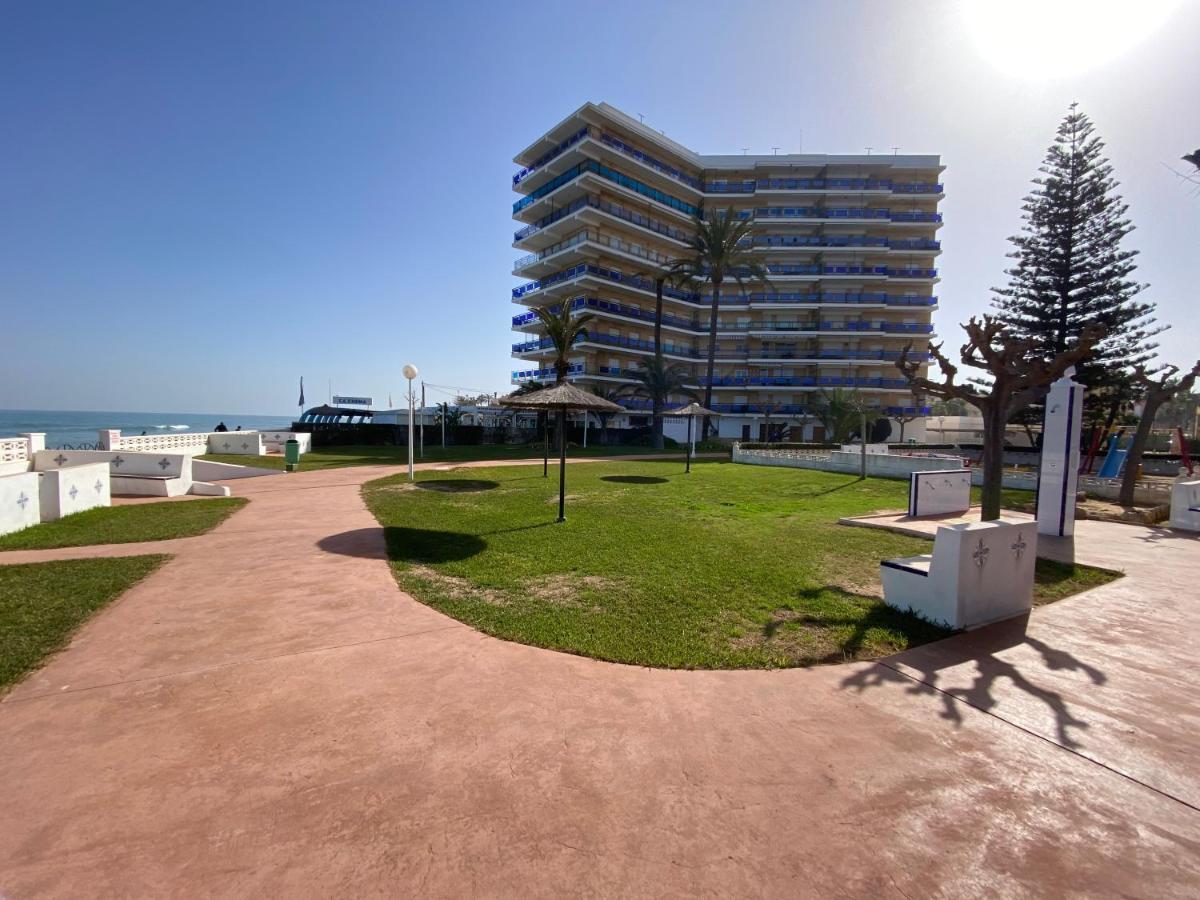 Ático en primerísima linea de playa!!! Denia Exterior foto