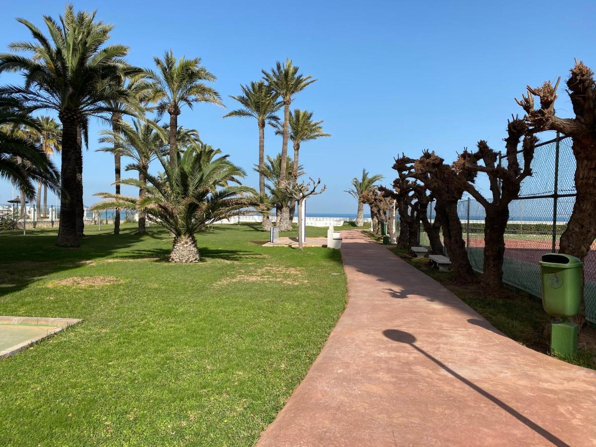 Ático en primerísima linea de playa!!! Denia Exterior foto