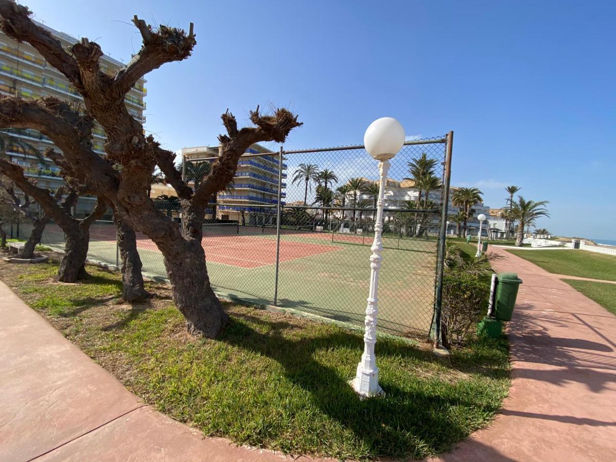 Ático en primerísima linea de playa!!! Denia Exterior foto